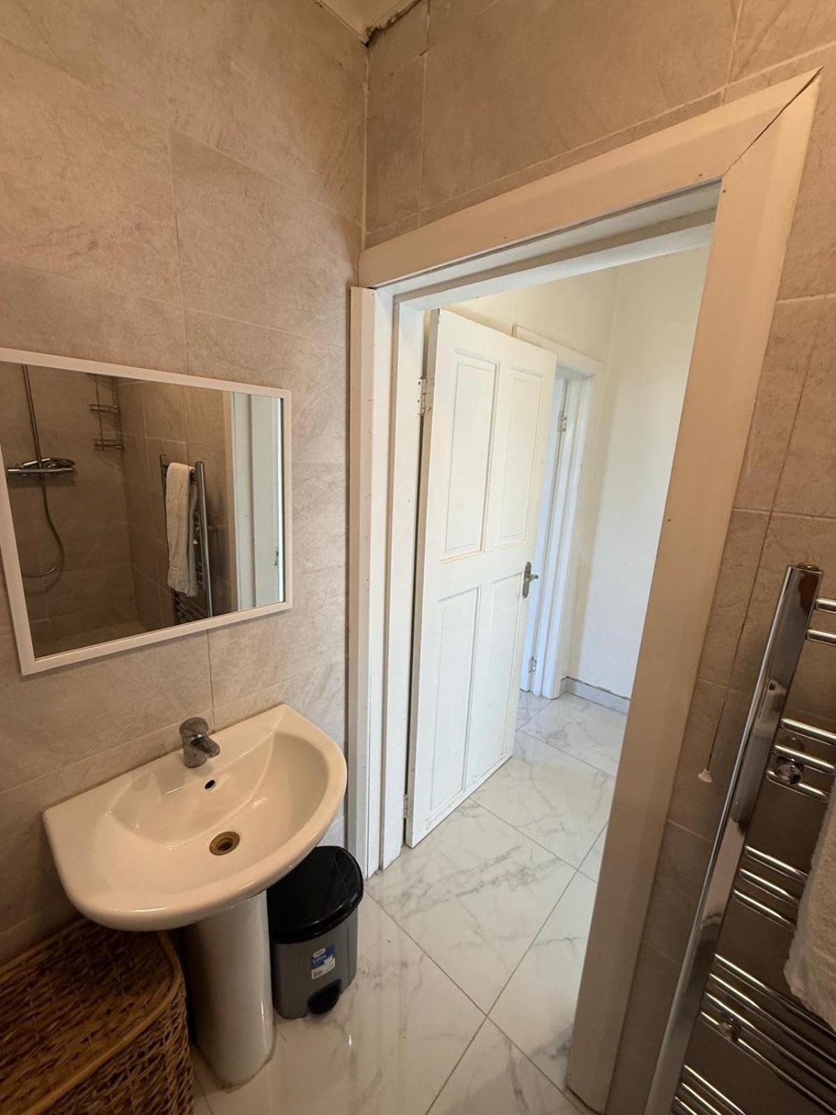 Apartment One Bedroom Flat Bell Street *